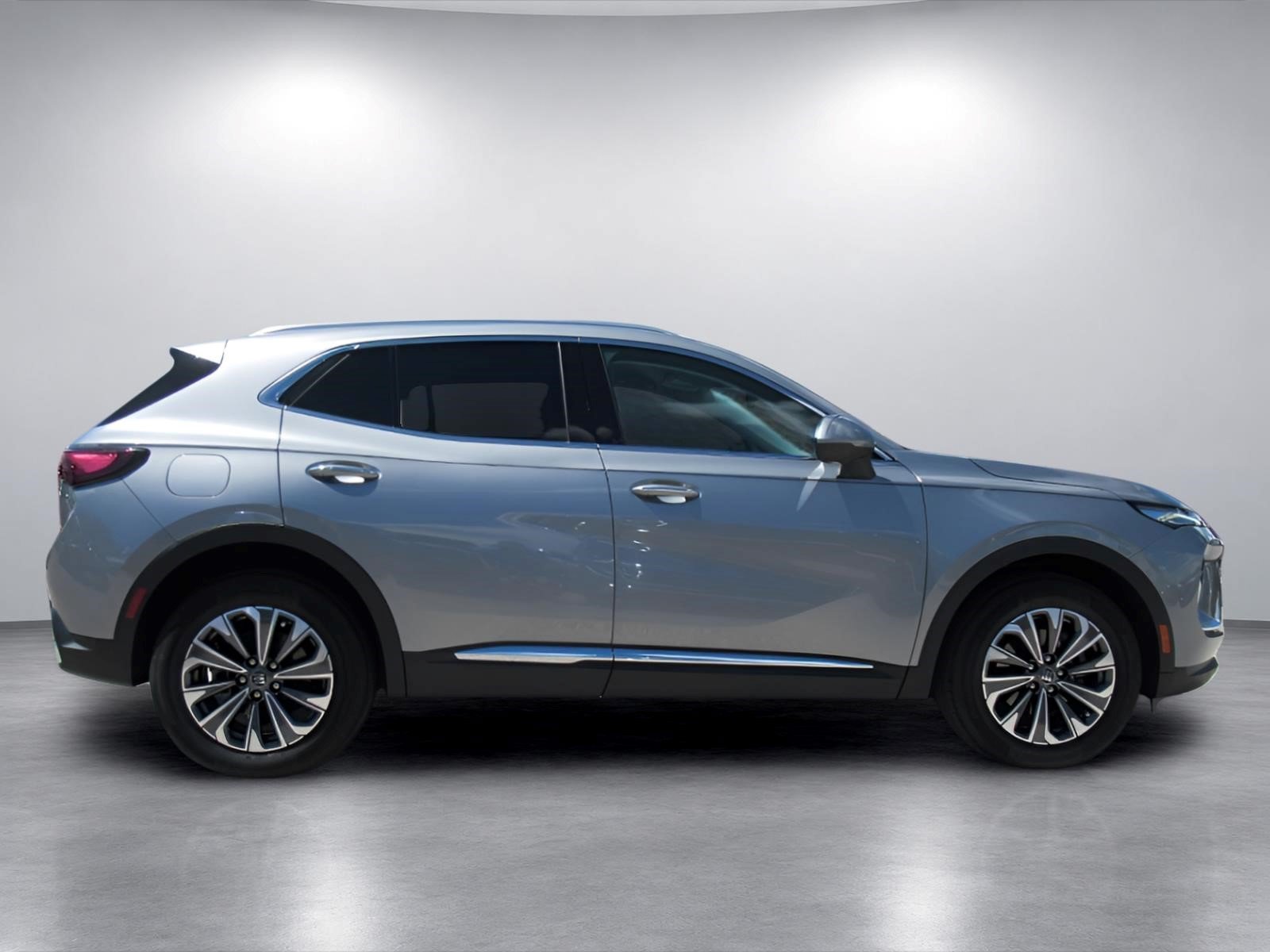 Used 2025 Buick Envision Preferred AWD/4WD image 2