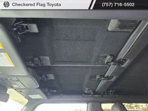 Used 2024 Ford Bronco Big Bend image 9