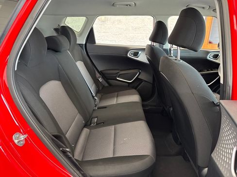 Used 2024 Kia Soul LX w/ Option Group 015 FWD image 40