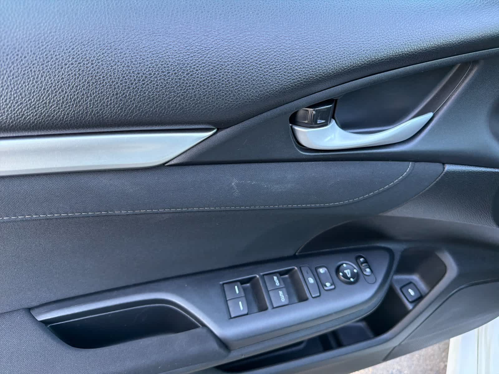 Used 2016 Honda Civic EX image 12