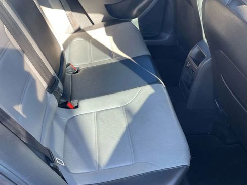 Used 2013 Volkswagen Jetta SEL image 7