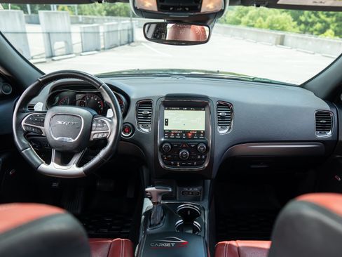 Used 2018 Dodge Durango SRT w/ Technology Group AWD/4WD image 14