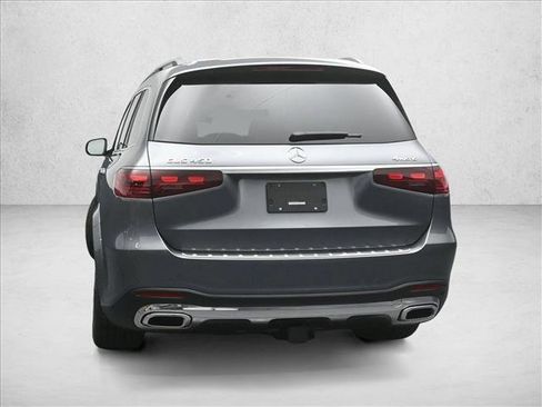 New 2026 Mercedes-Benz GLS 450 4MATIC image 5