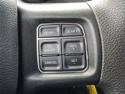 Used 2019 RAM 1500 Classic SLT image 16