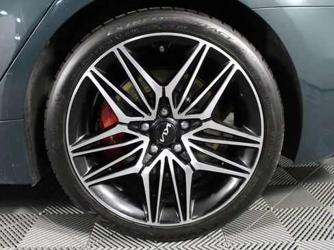 Used 2022 Kia Stinger GT2 image 54