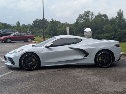 Used 2023 Chevrolet Corvette Stingray Coupe w/ 1LT RWD image 6