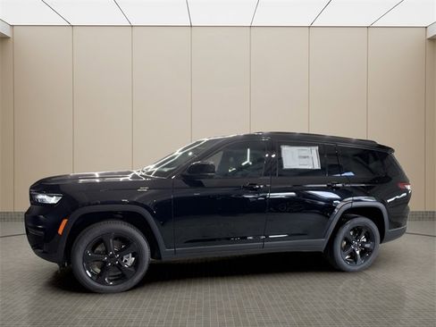 New 2025 Jeep Grand Cherokee L Limited w/ Luxury Tech Group II image 2