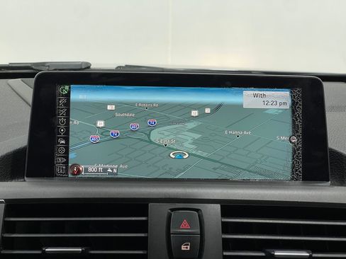 Used 2016 BMW M235i xDrive Convertible image 10