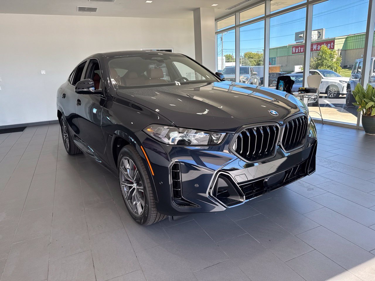 New 2027 BMW X6 xDrive40i AWD/4WD image 2