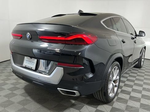Certified 2022 BMW X6 xDrive40i w/ Premium Package image 6