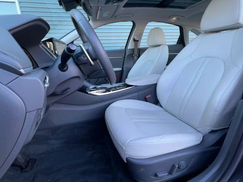 Used 2022 Hyundai Sonata Limited image 29