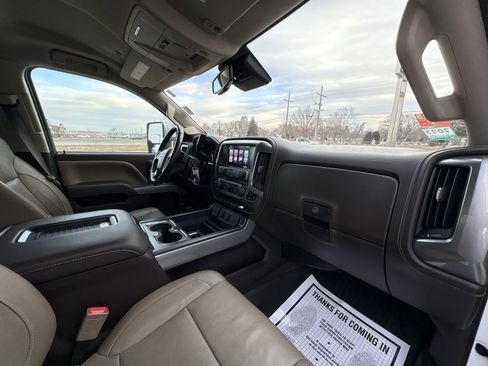 Used 2017 Chevrolet Silverado 2500 LTZ w/ Vortec Plus Package image 28