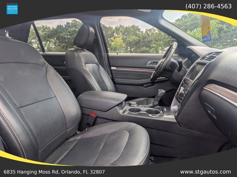 Used 2018 Ford Explorer Limited AWD/4WD image 25