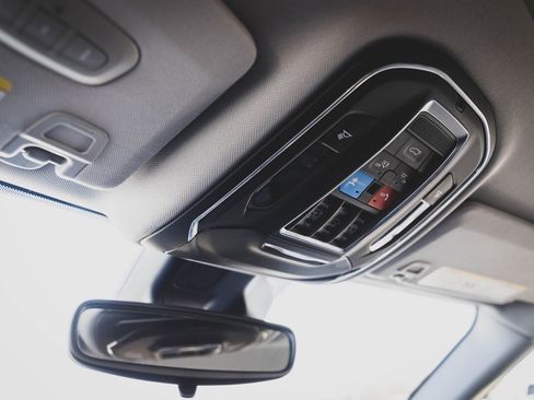 Used 2022 Jeep Grand Cherokee Limited 4xe image 25