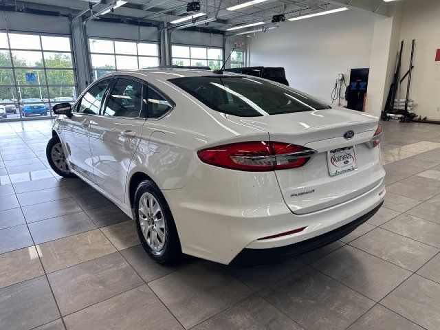 Used 2019 Ford Fusion S FWD image 13