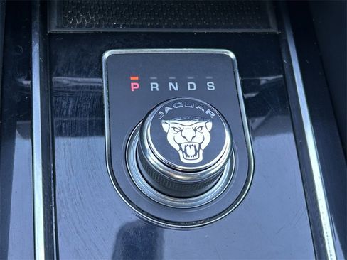 Used 2020 Jaguar F-PACE S image 34