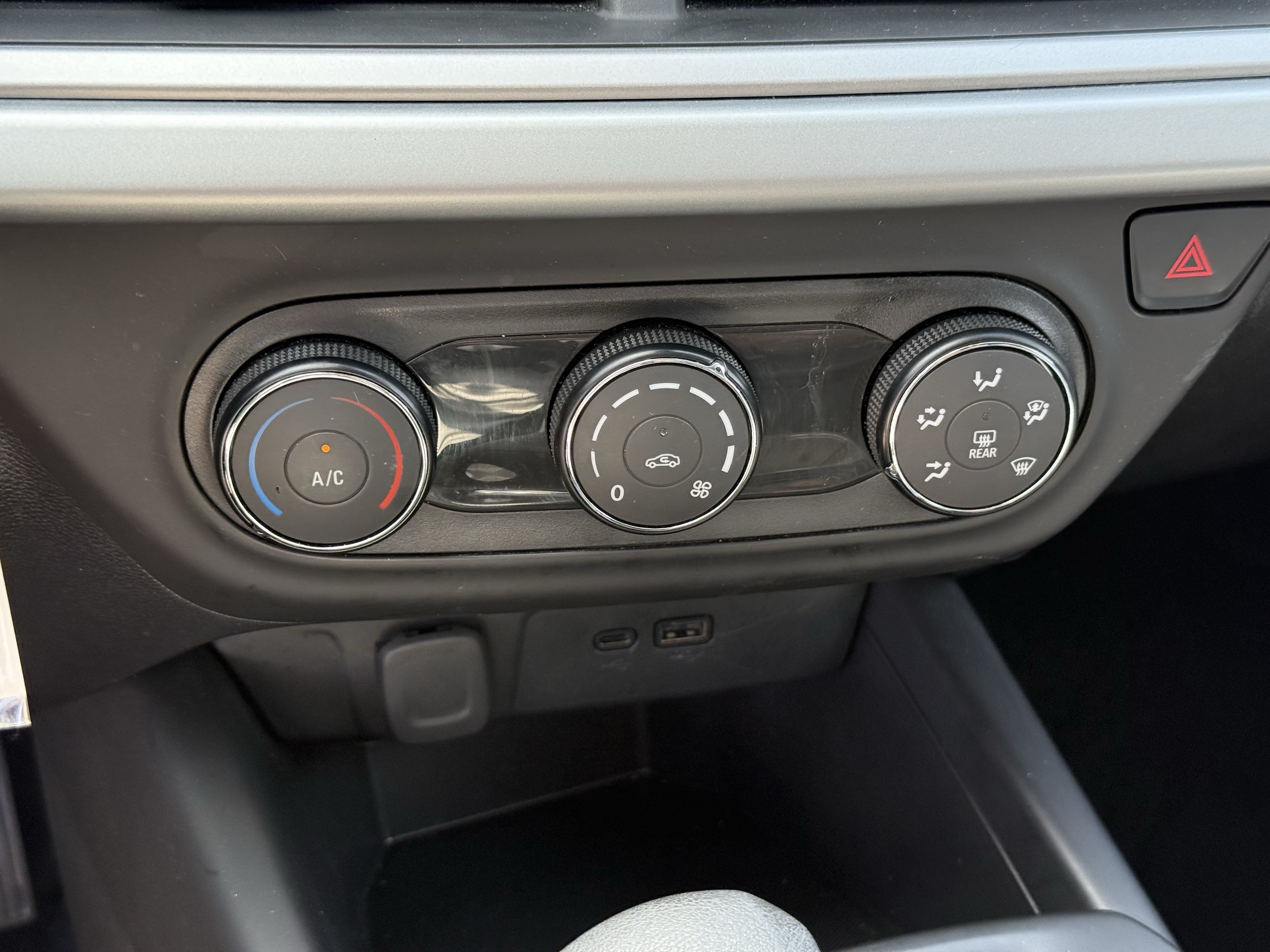 Used 2026 Chevrolet Trax LS FWD image 23