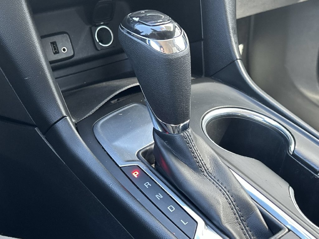 Certified 2018 Chevrolet Equinox LS FWD image 19