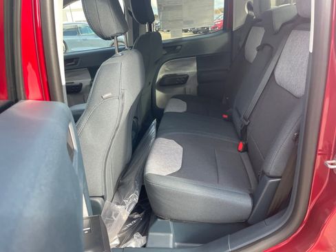New 2025 Ford Maverick XLT w/ XLT Luxury Package FWD image 22