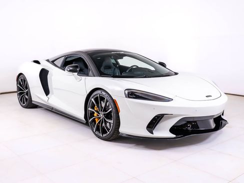 Used 2025 McLaren GTS RWD image 7