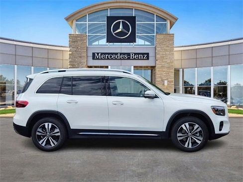 Certified 2026 Mercedes-Benz GLB 250 4MATIC image 5