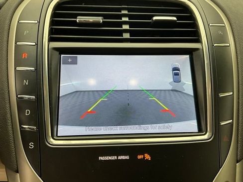 Used 2020 Lincoln Nautilus FWD w/ Equipment Group 101A image 5