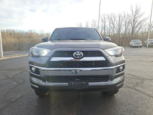 Used 2014 Toyota 4Runner 4WD image 6