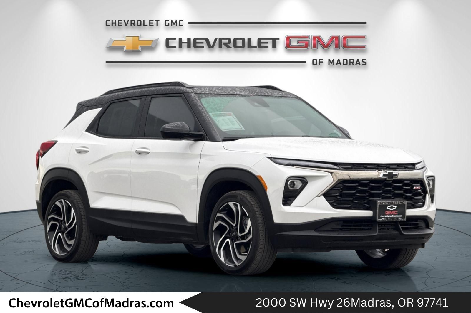 Used 2026 Chevrolet TrailBlazer RS w/ Convenience Package AWD/4WD image 1