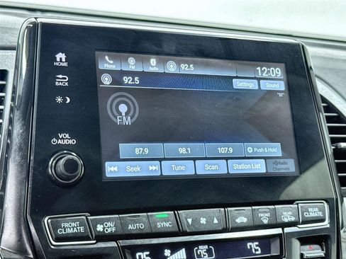 Certified 2024 Honda Odyssey EX-L image 24