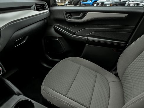 Used 2022 Ford Escape SE w/ Convenience Package image 26