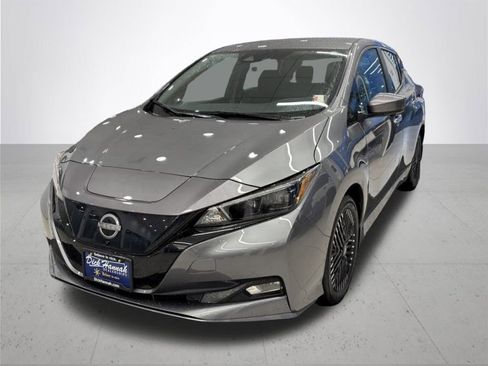 Certified 2023 Nissan Leaf SV Plus image 2