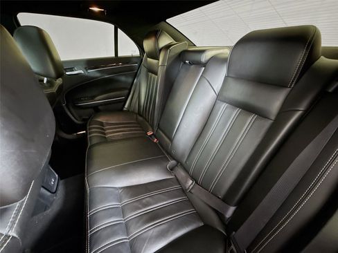 Used 2023 Chrysler 300 S RWD image 13