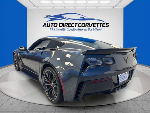 Used 2019 Chevrolet Corvette Z06 RWD image 12