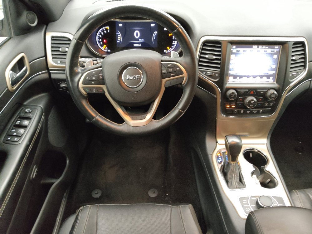 Used 2017 Jeep Grand Cherokee Limited w/ Luxury Group II AWD/4WD image 22