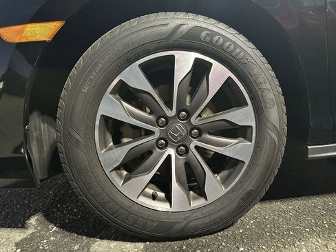 Used 2021 Honda Odyssey EX-L image 32