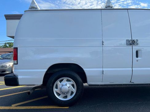 Used 2014 Ford E-150 and Econoline 150 w/ Commercial Cargo Van Package image 36