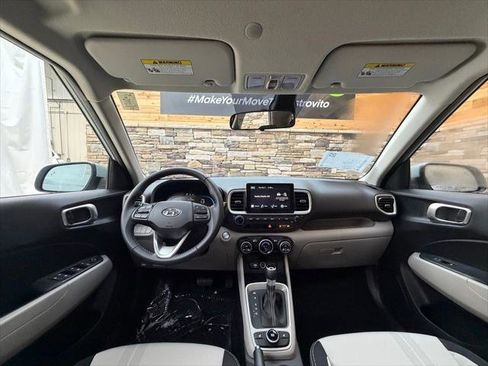 New 2026 Hyundai Venue SEL image 13