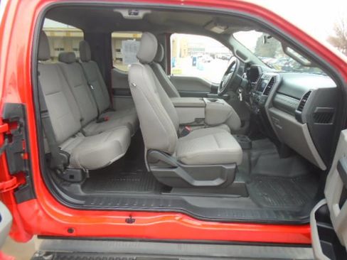 Used 2020 Ford F350 XLT image 9