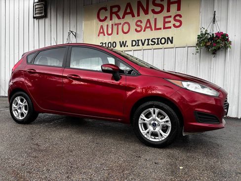 Used 2016 Ford Fiesta SE image 3