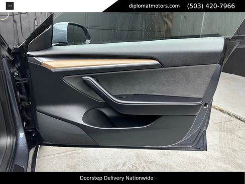 Used 2023 Tesla Model 3 Long Range image 23