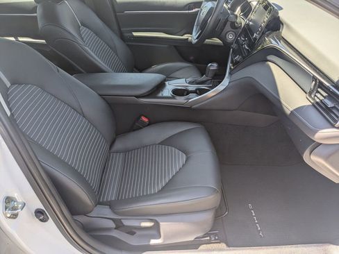 Used 2024 Toyota Camry SE FWD image 19