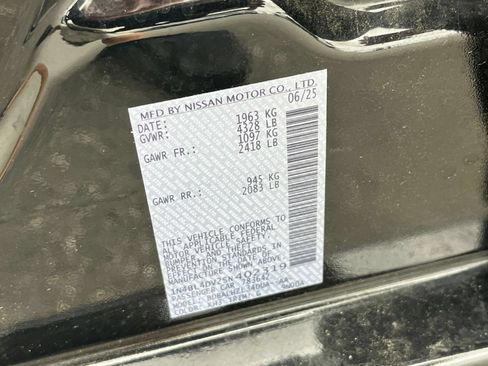 Used 2025 Nissan Altima 2.5 SV FWD image 30