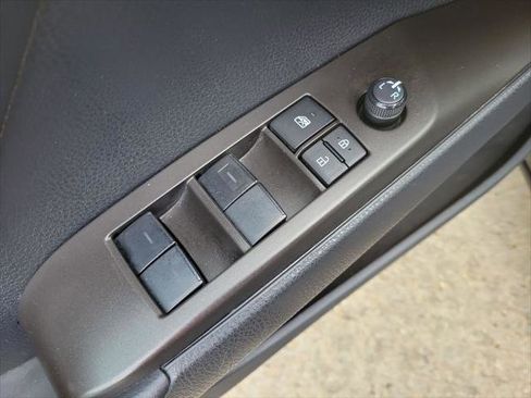 Certified 2023 Toyota Camry SE image 13