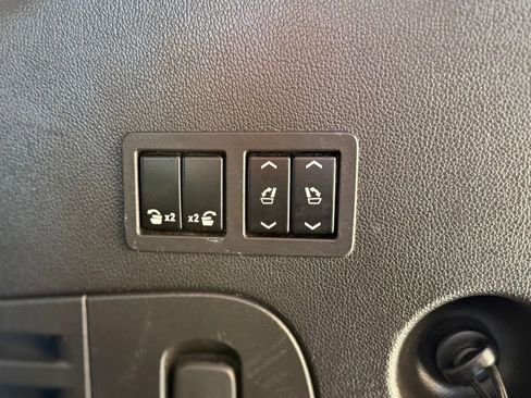 Used 2019 Chevrolet Tahoe Premier w/ Premier Plus Edition image 29