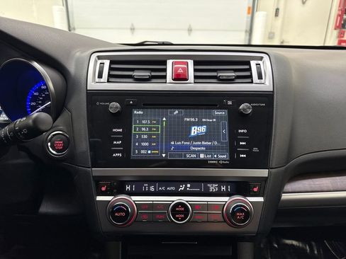 Used 2016 Subaru Outback 2.5i Limited image 20