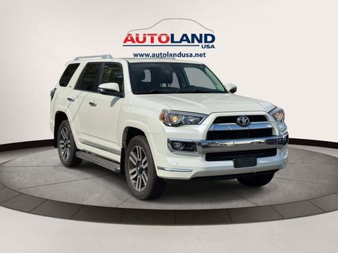 Used 2018 Toyota 4Runner Limited AWD/4WD image 2