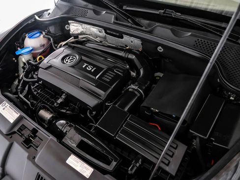 Used 2014 Volkswagen Beetle 1.8T image 32