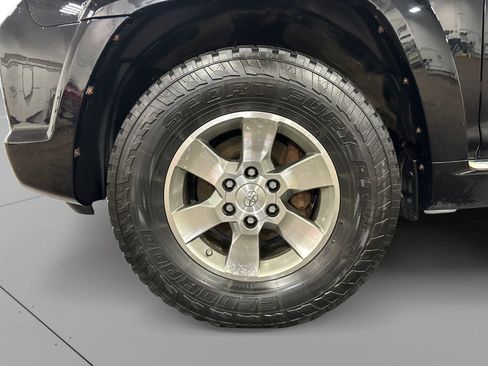 Used 2012 Toyota 4Runner SR5 w/ Premium Pkg AWD/4WD image 13