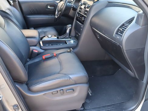 Used 2022 Nissan Armada SL w/ Midnight Edition Package RWD image 18