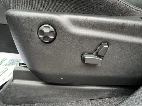 Used 2023 Dodge Durango GT image 19